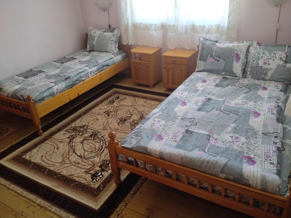 Стаи За Гости Дора Koprivshtitsa Esterno foto